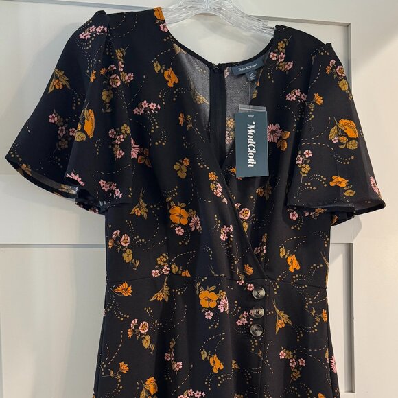 ModCloth Floral Flutter-Sleeve Faux-Wrap Midi Dress | Black | Size 10 | NWT - Picture 1 of 6